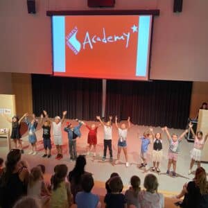 Musical Mash-up! par Simply Theatre (7-12 ans) Journées complètes AM&PM